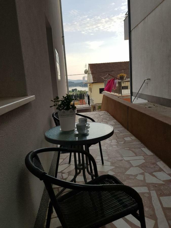 شيبينيك Apartments Nakic المظهر الخارجي الصورة