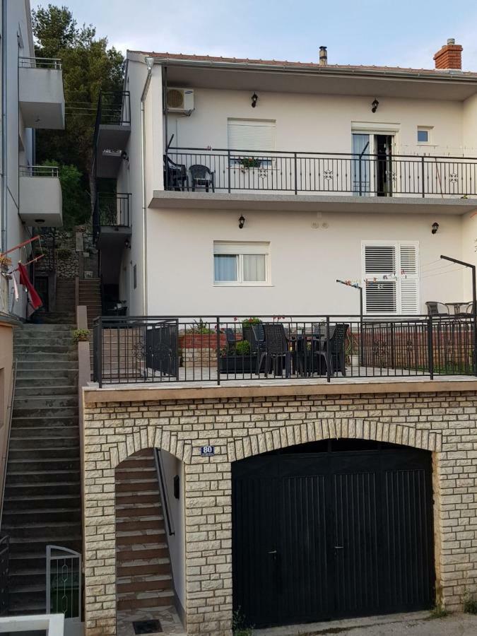 شيبينيك Apartments Nakic المظهر الخارجي الصورة