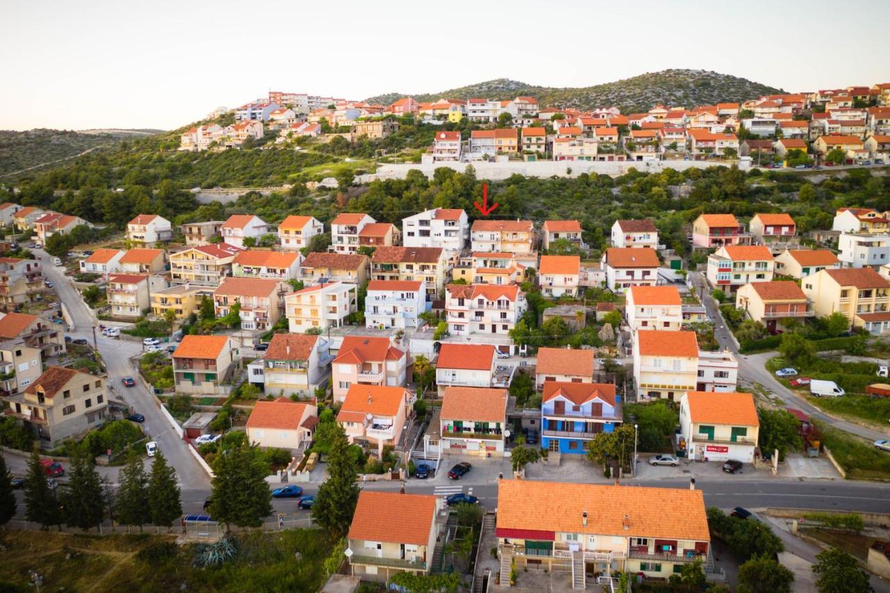 شيبينيك Apartments Nakic المظهر الخارجي الصورة